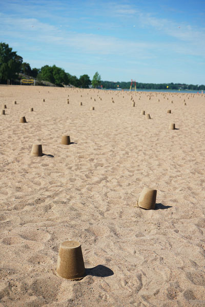 Kakutus sand sculpture action at Hietaniemi Beach, Helsinki Finland Kakutus, Hietaniemi Beach, Helsinki, Finland, 2019