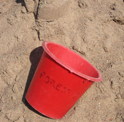 One of the Forest Camp buckets used for making the first Kakutus action. Forest Camp